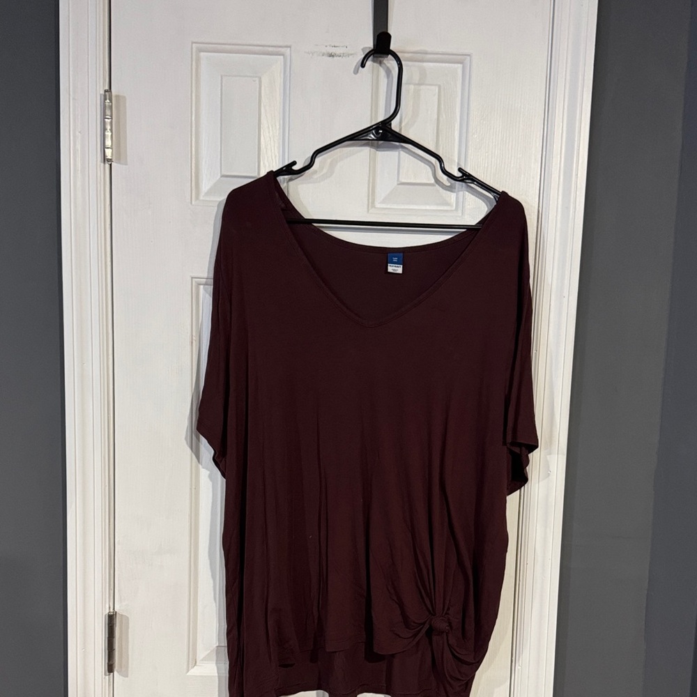 Old Navy V-Neck Maroon Top